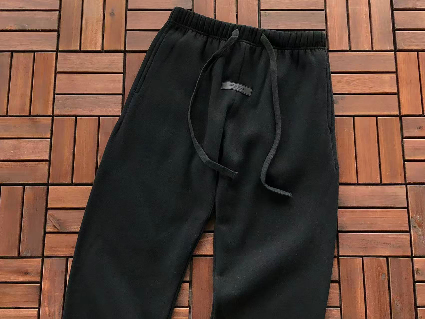 Black Essential Pants
